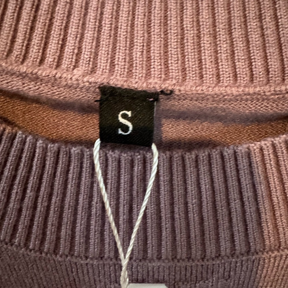 Arach & Cloz Womens Textured Knit Crew Neck Sweater Mauve Purple Size Small NWT - Picture 3 of 3